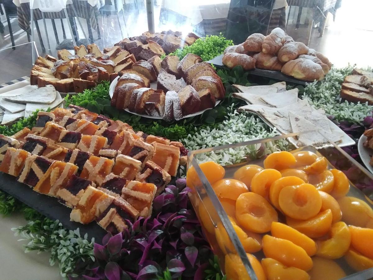 Hotel Aragosta Cattolica Ngoại thất bức ảnh