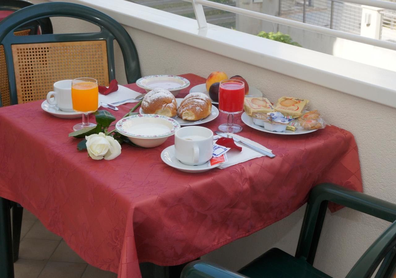 Hotel Aragosta Cattolica Ngoại thất bức ảnh